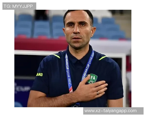 早报：卡纳瓦罗正式接手乌兹别克国家队罗马遭遇逆转失利令人震惊